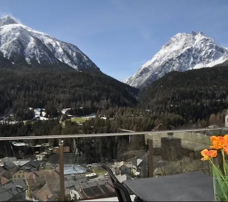 Appartamento Chasa Miramunt 7 *